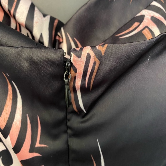 UO Print Slip Dress - Picture 7 of 9